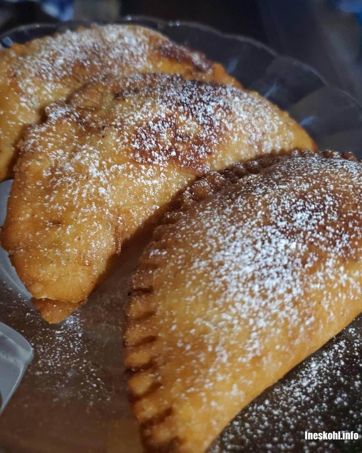 FRIED APPLE PIES