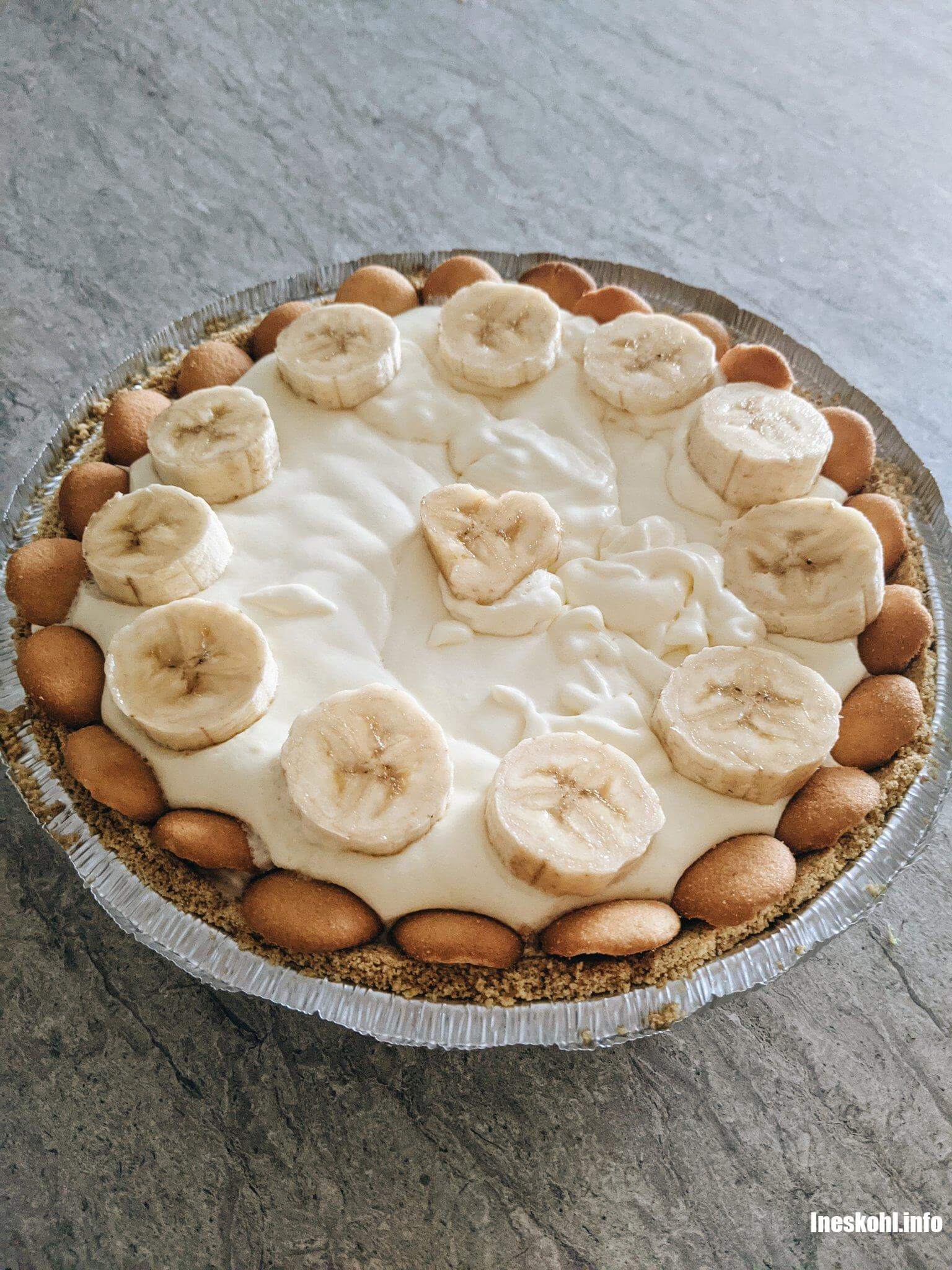 NO BAKE Banana Cream Pie