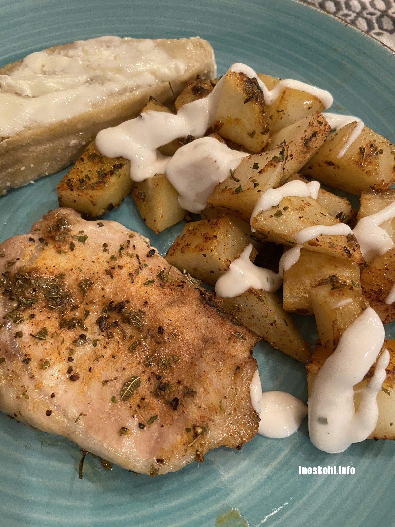 Oven-Baked Pork Chops and Potatoes